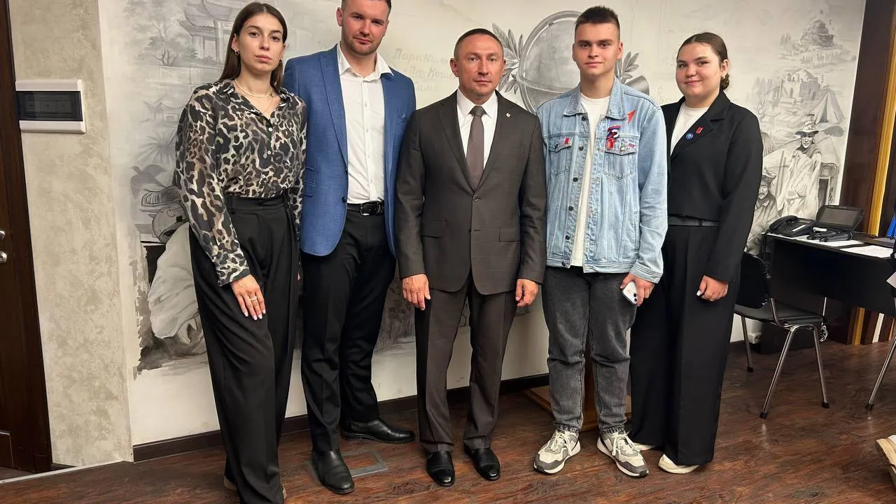 Активисты Подмосковья посетили штаб-квартиру Российского географического общества