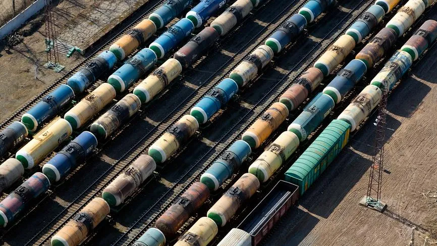 Погрузка на сети РЖД в январе снизилась на 1,8%