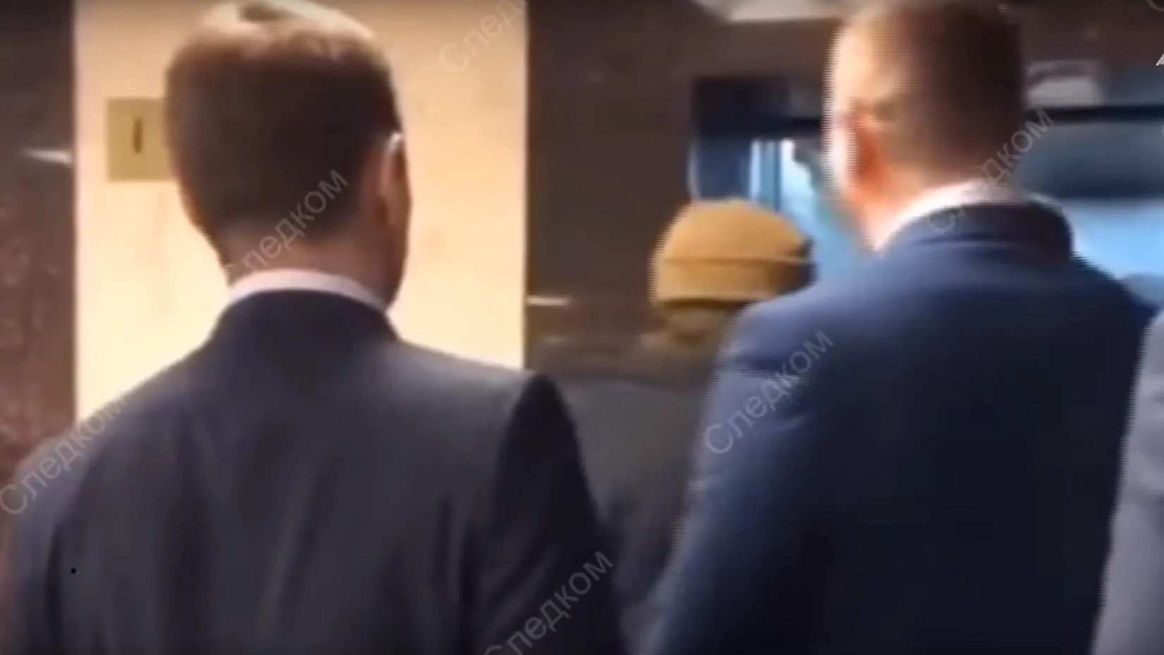 Задержанный сенатор Рауф Арашуков доставлен на допрос. ВИДЕО