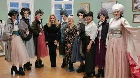 В усадьбе Знаменское-Губайлово состоялось открытие выставки-дефиле «Зимняя рапсодия»