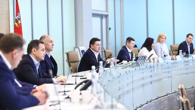 Губернатор поручил уделить особое внимание чистоте и комфорту в Подмосковье