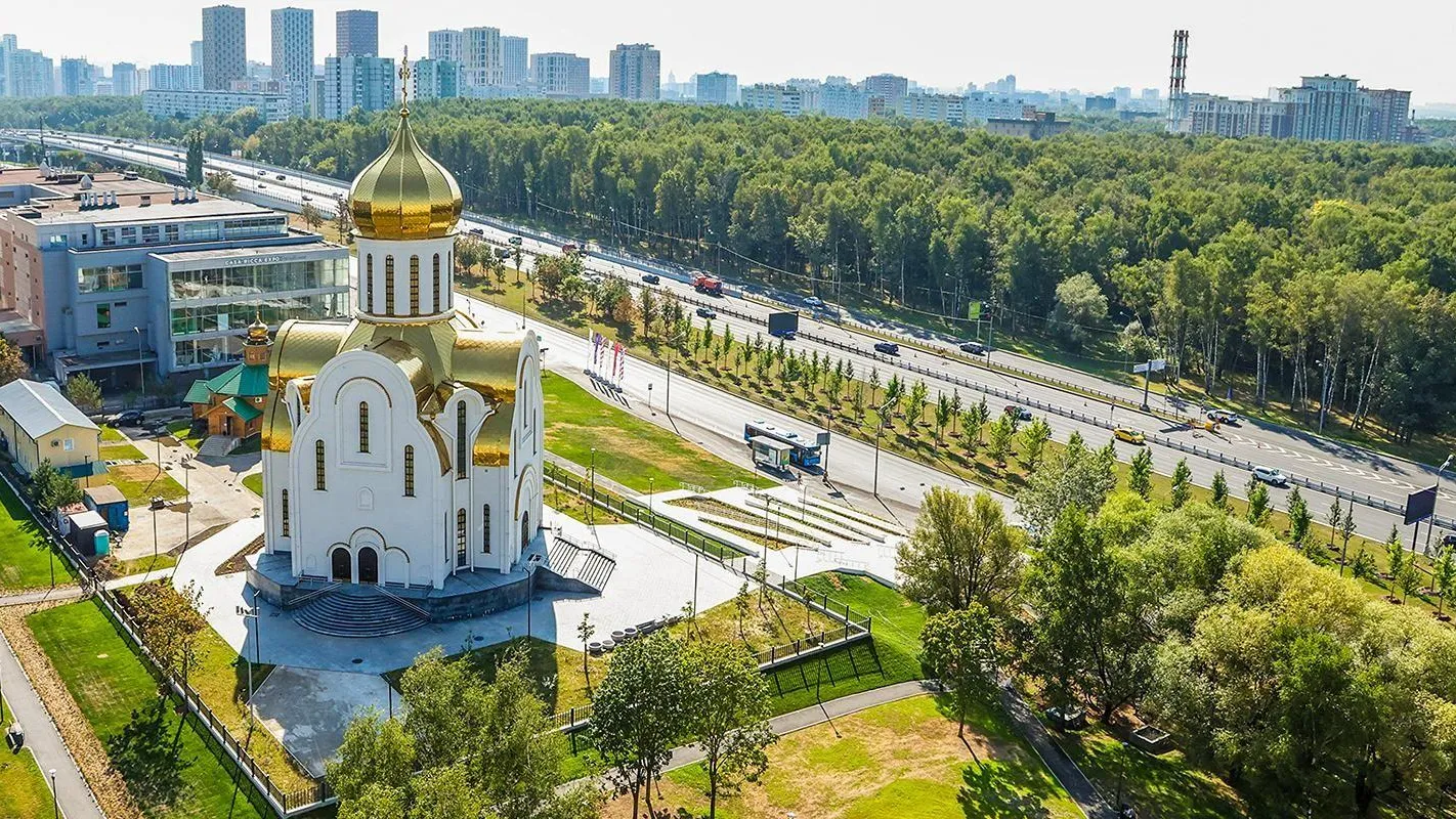5 крупных общественных пространств благоустроили на западе Москвы