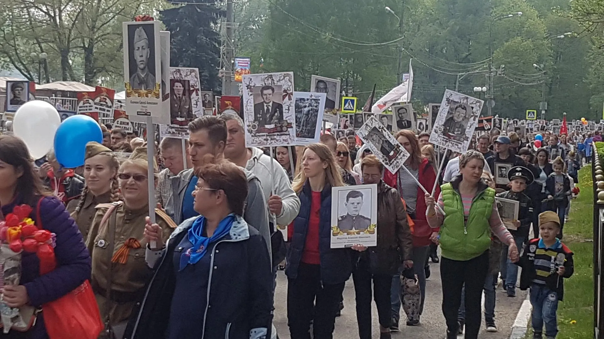 Акция «Бессмертный полк» проходит в Красногорске