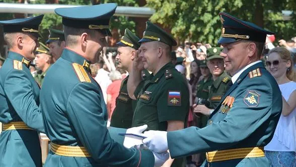 Выпускной молодых офицеров и прапорщиков прошел в Серпухове
