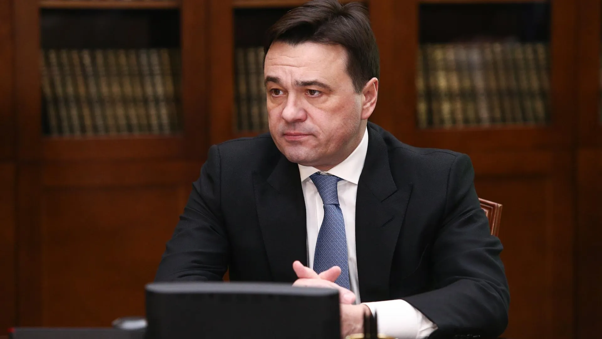 Андрей Воробьев отметил, что к нарушителям порядка должны применять самые жесткие меры
