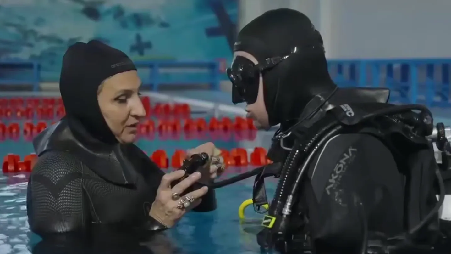 В Подмосковье ветеранам СВО помогают восстанавливаться с помощью парадайвинга