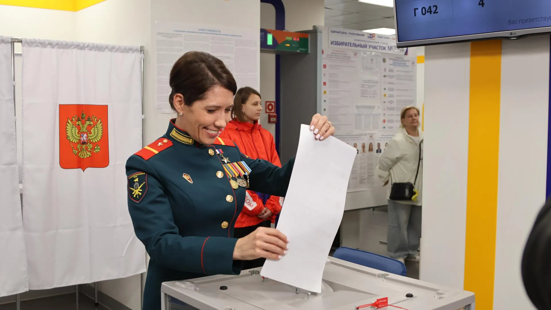Болилая и Двойных проголосовали на выборах в Подмосковье