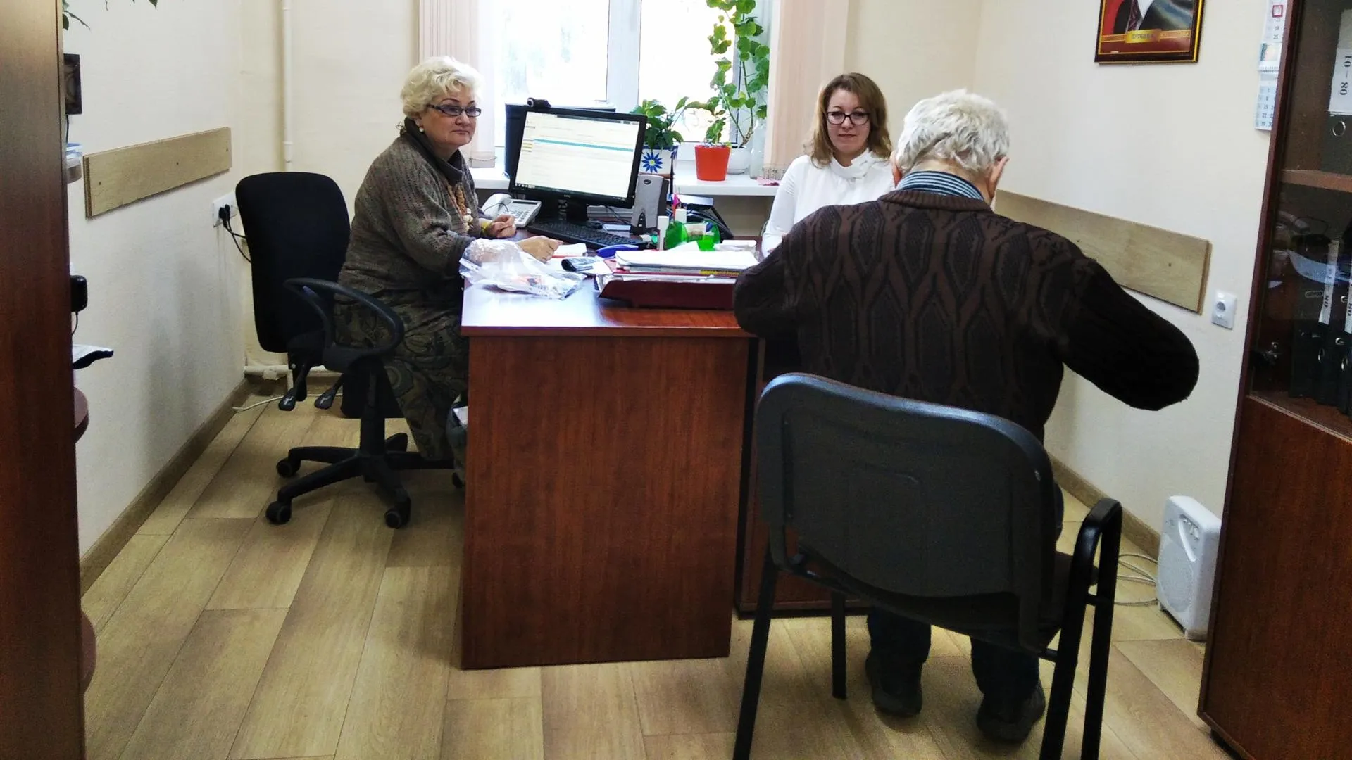 Адвокаты консультируют пенсионеров Подмосковья в рамках правового марафона
