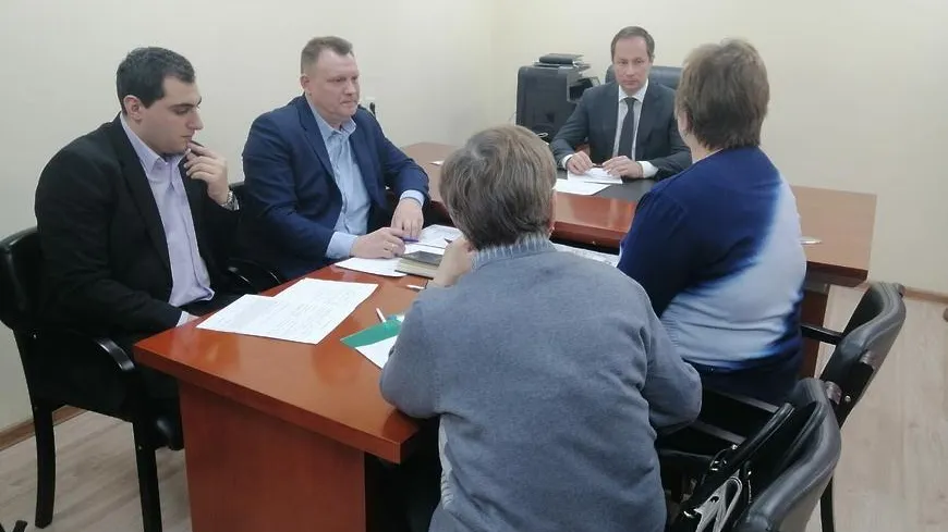 Депутат Госдумы Терюшков обсудил с жителями Малаховки в Люберцах вопросы ЖКХ