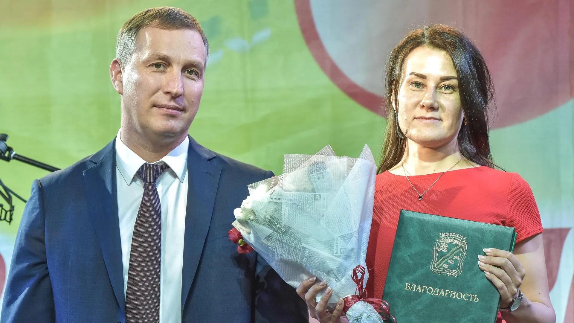 День города в подмосковной Апрелевке отметили концертом, конкурсами и салютом