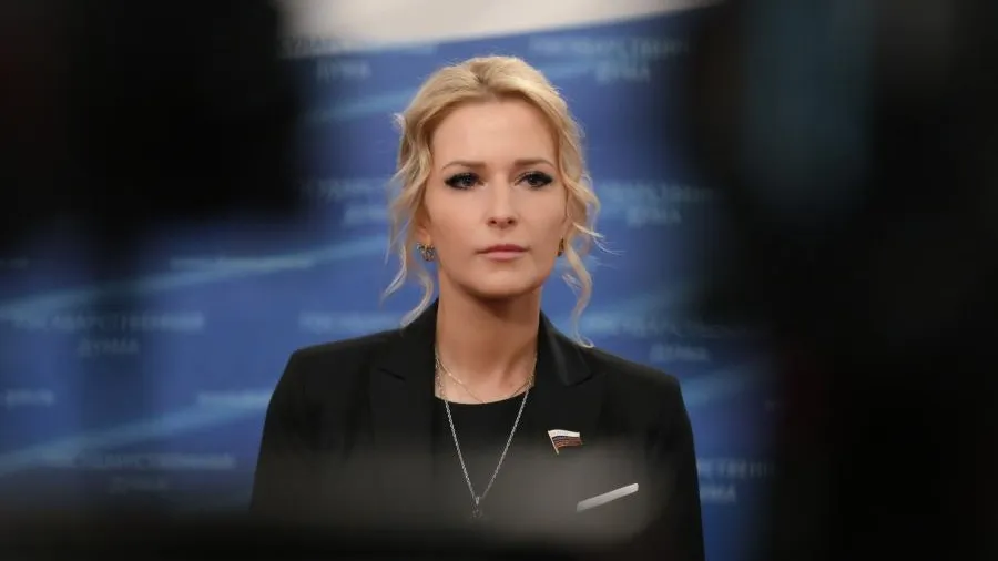 Яна Лантратова: путь от журналистики до поста омбудсмена России