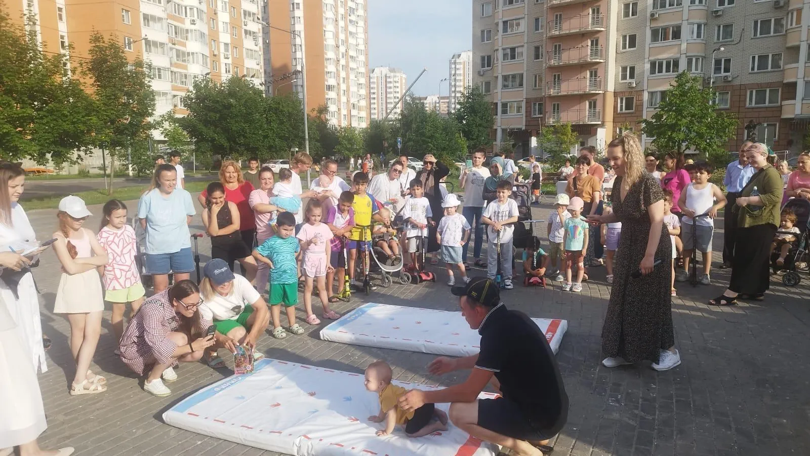 В Видном состоялся «Забег в ползунках»