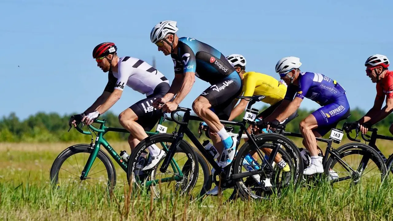 Серия велогонок для любителей Cyclingrace завершилась в Подмосковье