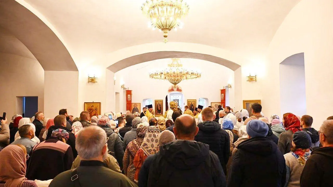 Архиерейское Богослужение прошло в храме Святителя Николая в Бутках