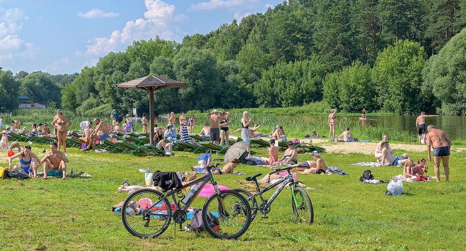 В Подольске на Беляевском пляже провели учения по спасению утопающего