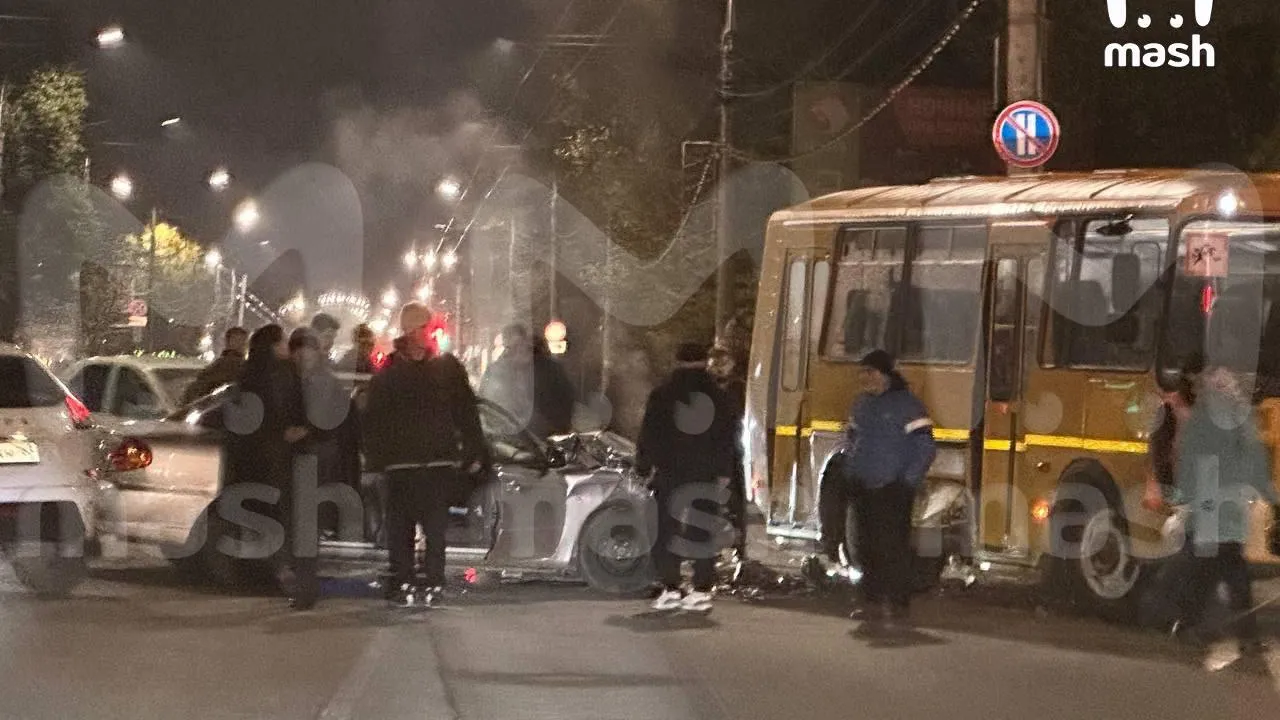 Детская команда по спортивной гимнастике попала в ДТП в Самаре