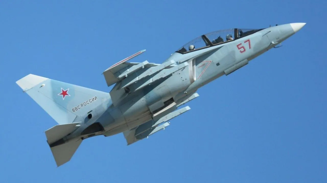 SHOT: учебно-боевой самолет Як-130 разбился в Калмыкии