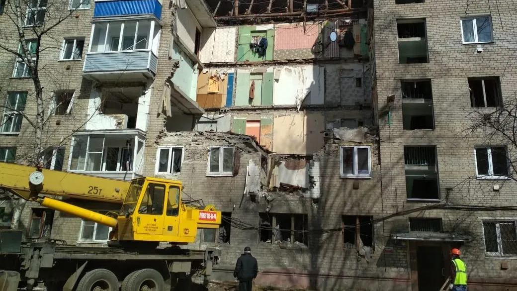 В Орехово‑Зуеве началось восстановление дома, пострадавшего после взрыва газа
