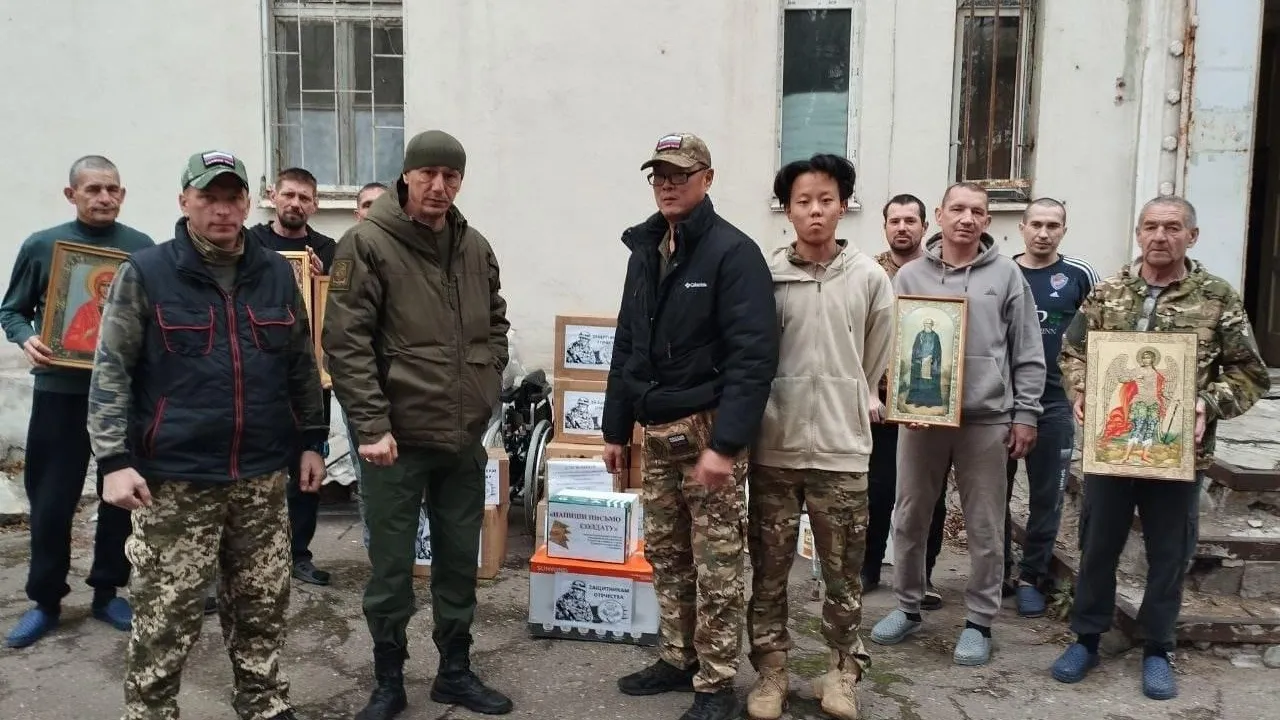 Школы Павловского Посада помогают военному госпиталю в Донецке