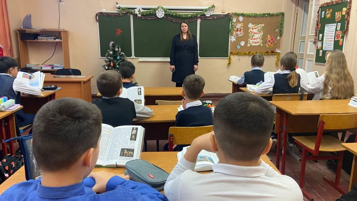 В Ступине полицейские провели правовой урок с учащимися школ округа