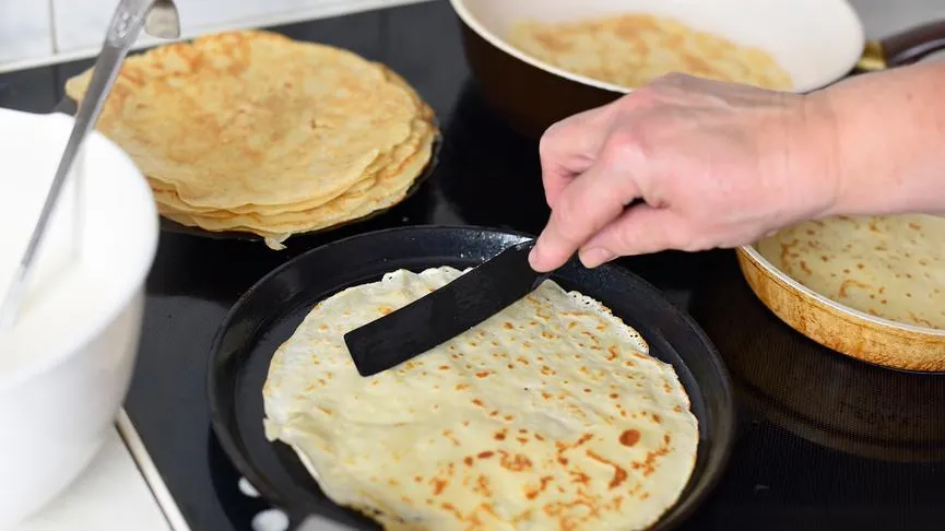 Врач посоветовала рецепт диетических блинов для худеющих на Масленицу