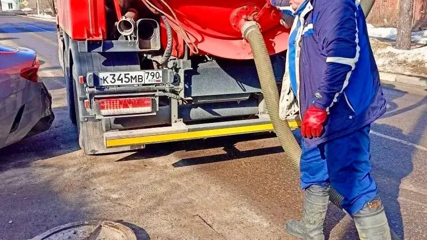 Мособлводоканал устранил 289 засоров за неделю в Подмосковье