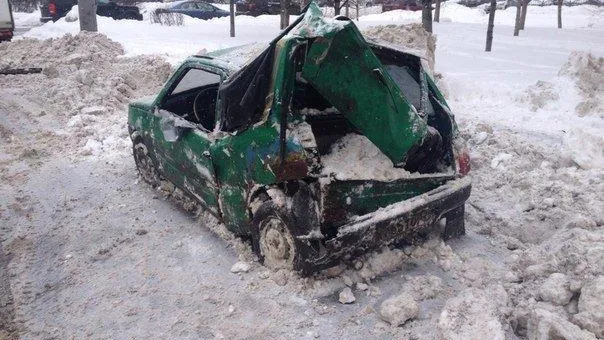 Жителей Подмосковья просят не оставлять бесхозные автомобили во дворах МКД