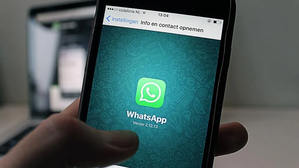 Пользователям WhatsApp рассказали о фишинговых атаках в мессенджере