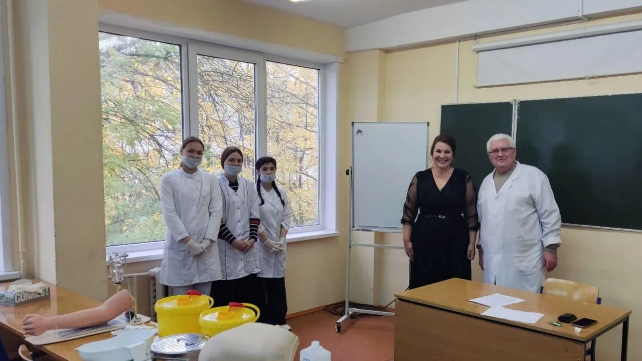 Студентам Красногорска рассказали о сестринском деле в рамках проекта «Билет в будущее»