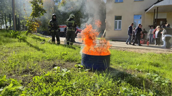В Мытищах сотрудники поликлиники отработали эвакуацию при пожаре