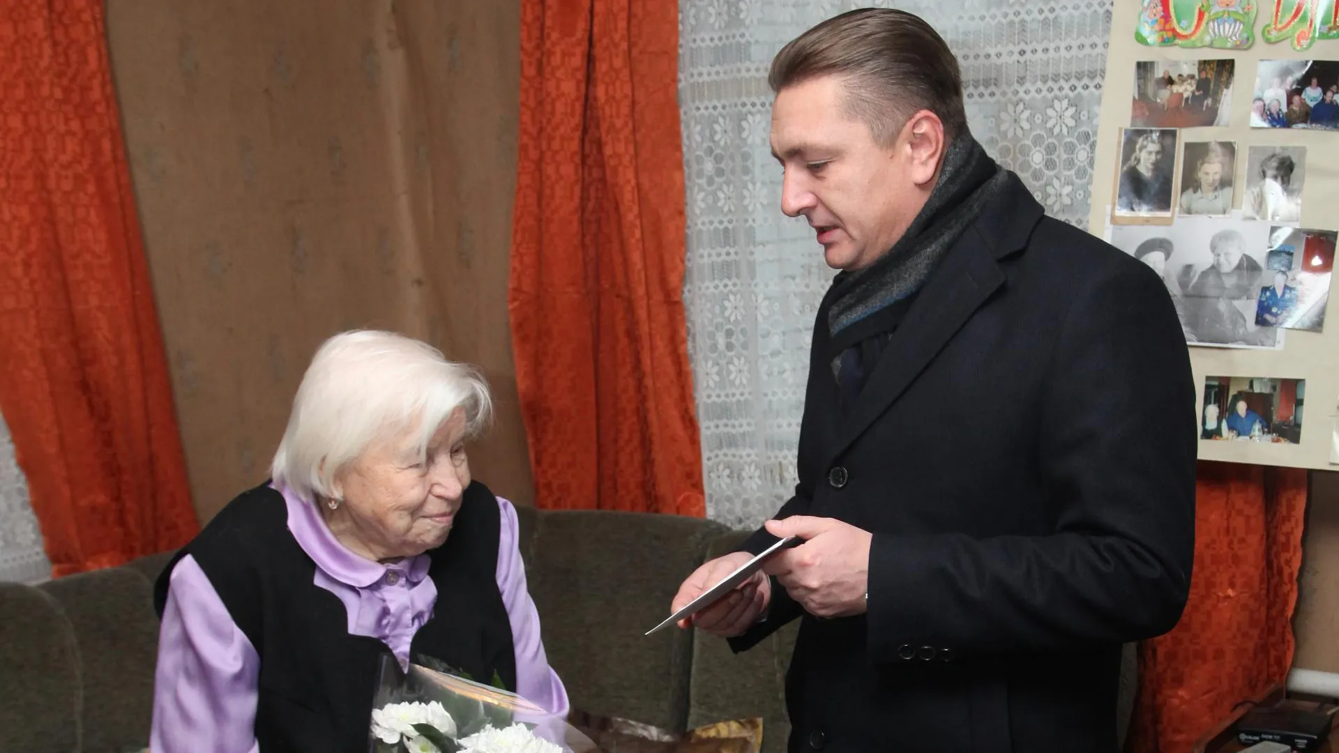 Глава Раменского района поздравил местную жительницу со 100‑летним юбилеем