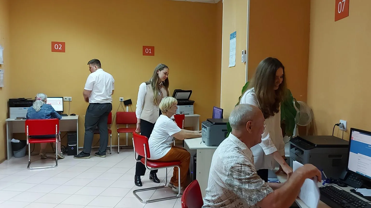 Свыше 40 тыс услуг получили жители Домодедова в цифровых МФЦ с января 2023 г