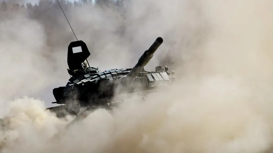 Танк сгорел вместе с экипажем на военном полигоне в Ленобласти