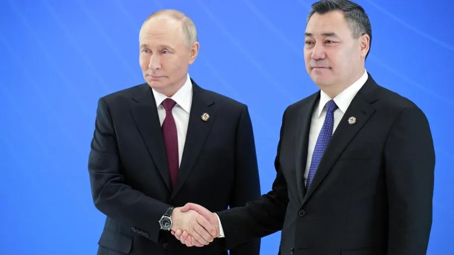 Путин поздравил президента Киргизии Жапарова с днем рождения