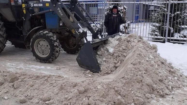 Более 500 кубометров снега вывезли из микрорайона Климовск Подольска за 3 дня