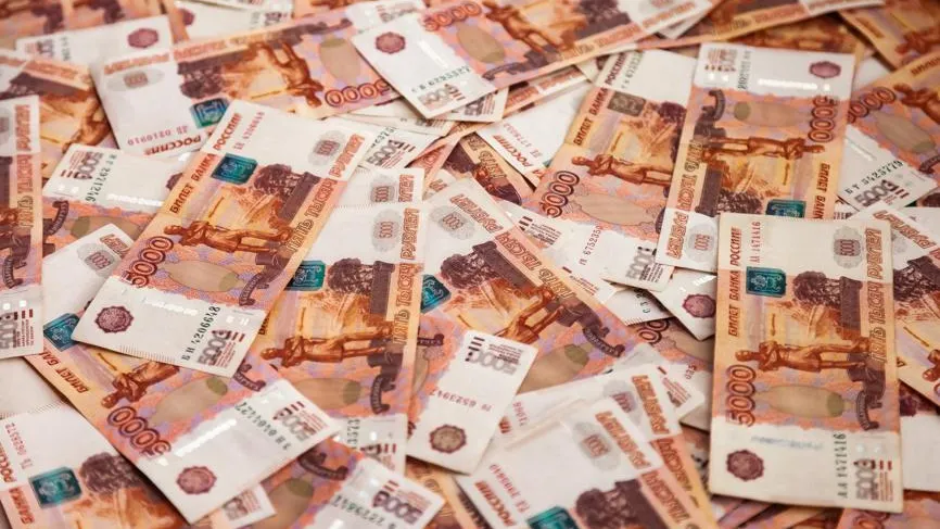 Зумер из Серпухова отдал мошенникам 25 млн рублей из родительского сейфа