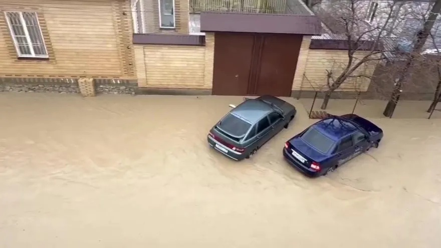 Мощные ливни, каких не видели больше 100 лет. Что известно о последствиях наводнения в Дагестане