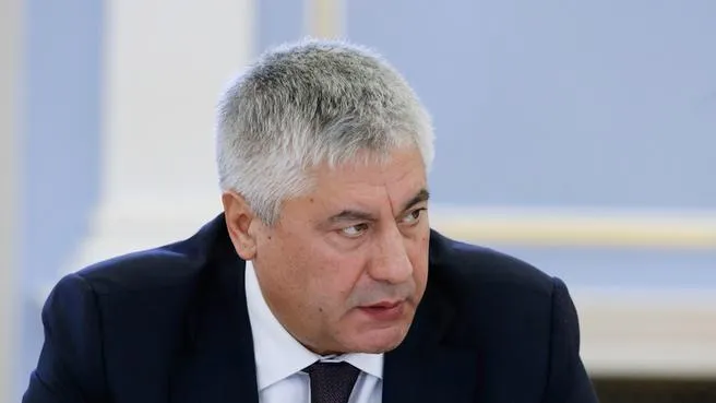 Колокольцев наградил подмосковных полицейских, спасших людей на пожаре