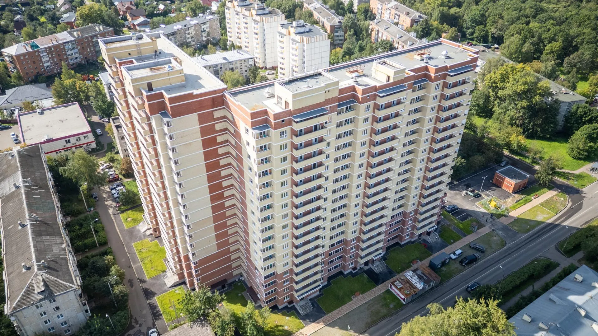 В подмосковном ЖК «Школьный» построили новый дом