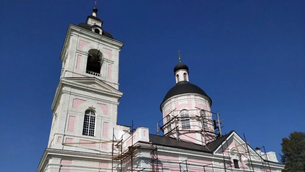 Литургия в день празднования Святителя Николая Чудотворца прошла в Никольском