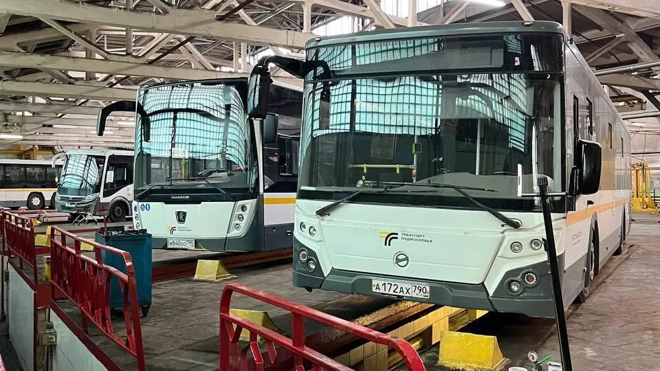 «Мострансавто» готовит подвижной состав к весенне-летнему периоду