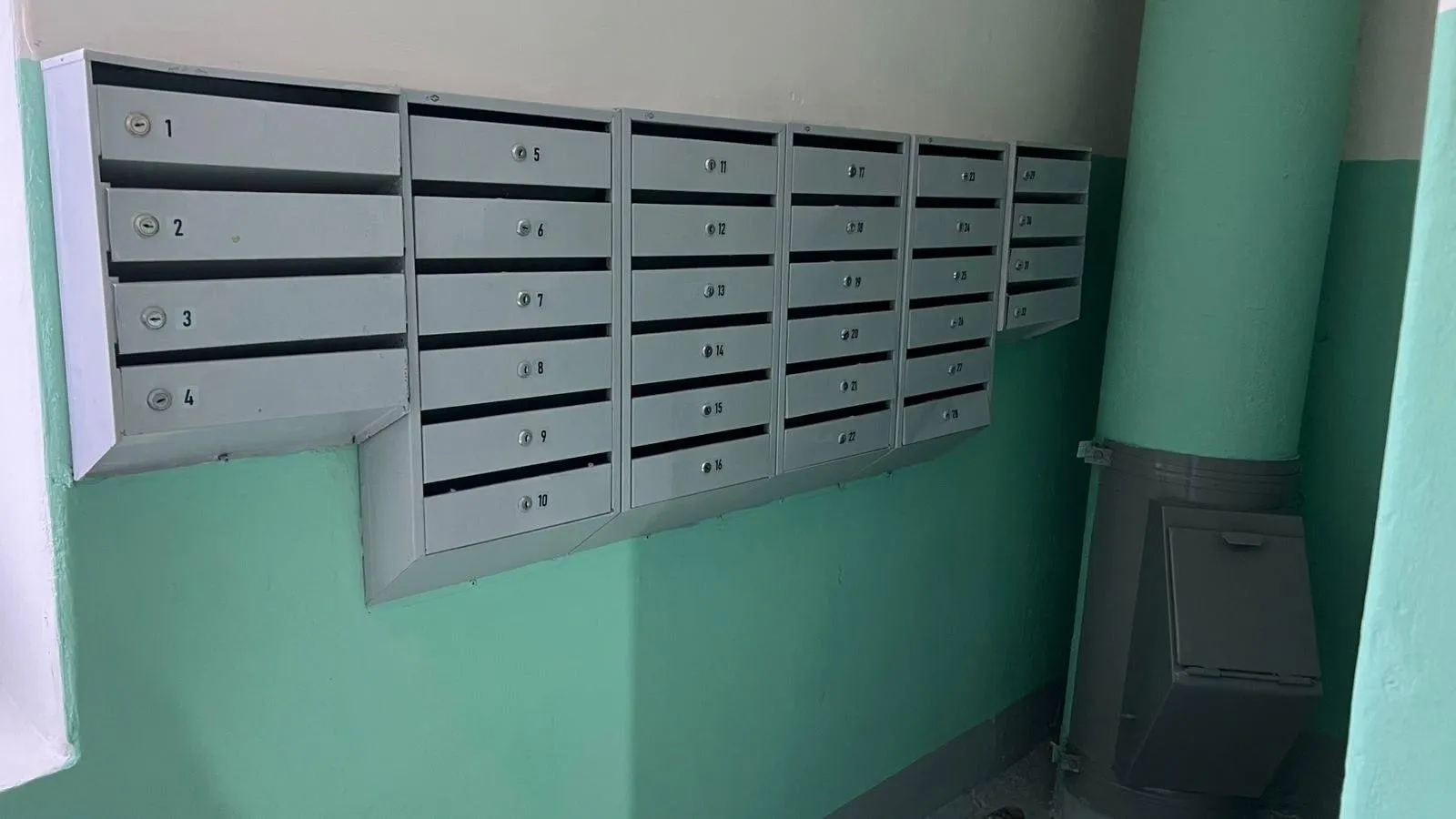 Более чем в 80 подъездах Подмосковья отремонтировали почтовые ящики в октябре