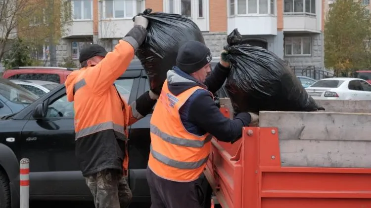 Более 27 тыс куб м отходов вывезли из Люберец за неделю