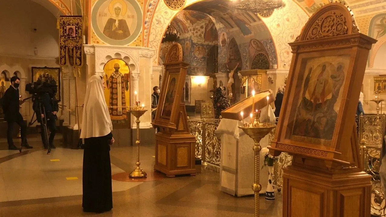 Богослужения в Москве в Рождество проведут с соблюдением антиковидных мер