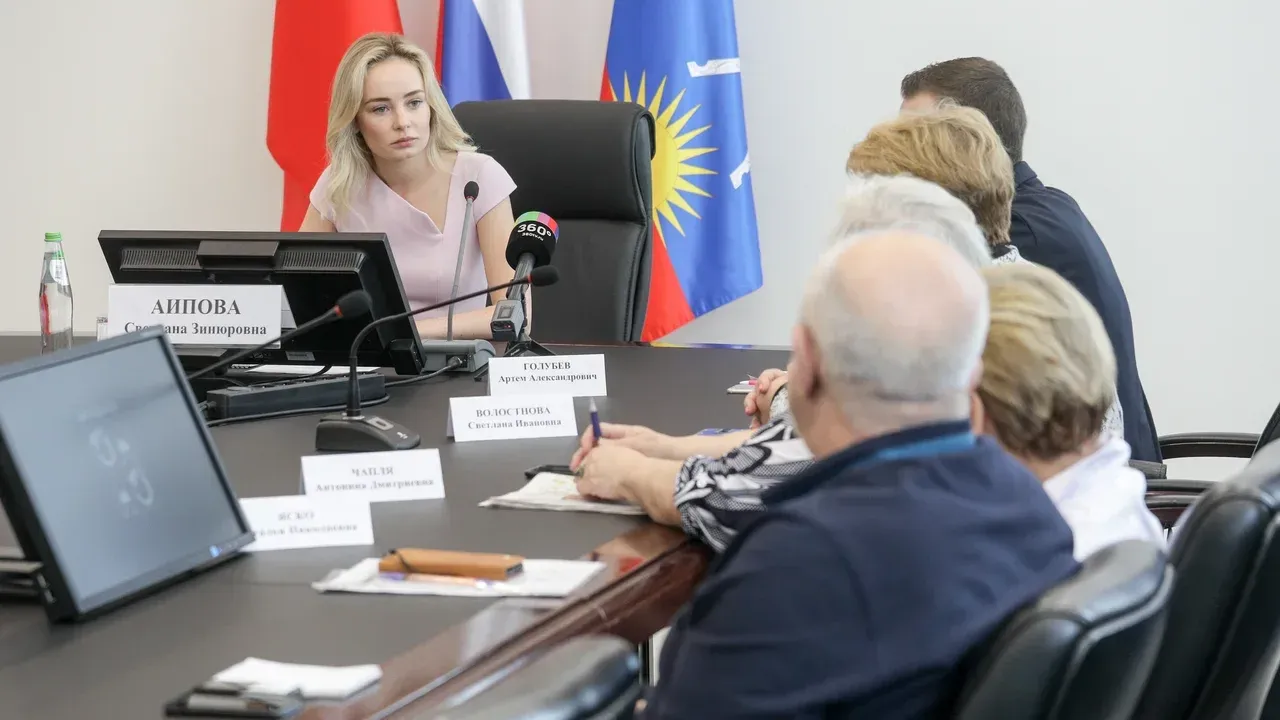 Замминистра благоустройства Подмосковья обсудила с жителями Балашихи ремонт в округе