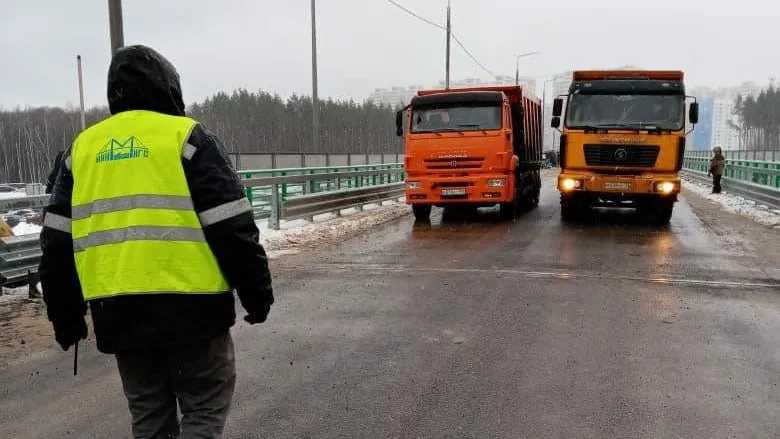 Путепровод через Северный обход Одинцова прошел итоговые испытания тяжелой техникой