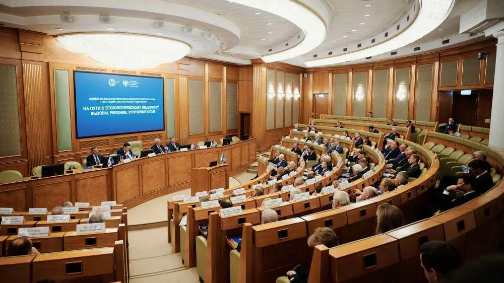 В Подмосковье обсудили подготовку кадров для оборонно-промышленного комплекса