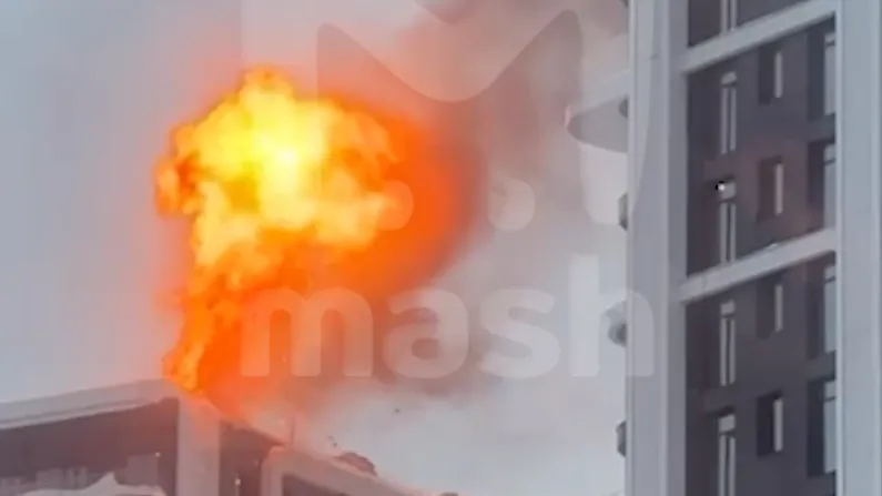 Мощный взрыв прогремел на крыше одного из корпусов элитного ЖК «Остров» в Москве