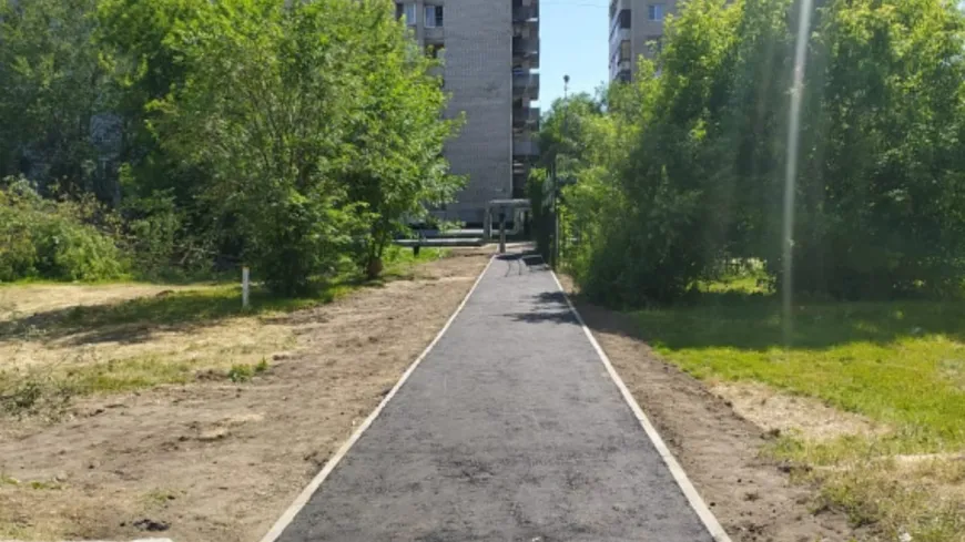 Тротуар привели в порядок на улице Молодежной в Подольске
