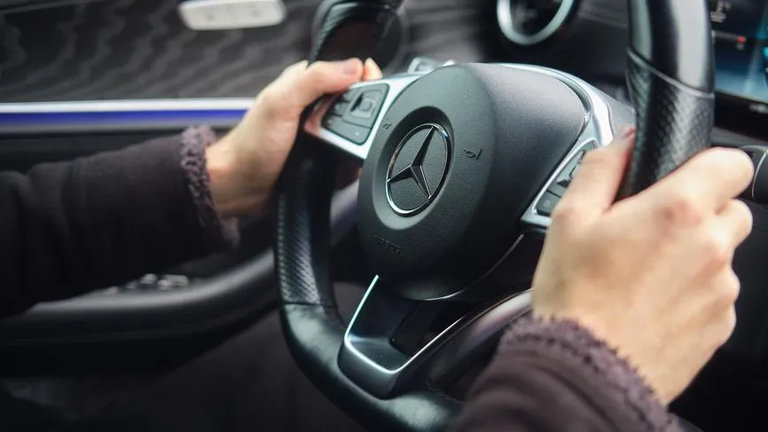 Продажи люксовых авто подскочили в РФ в ноябре в 1,5 раза